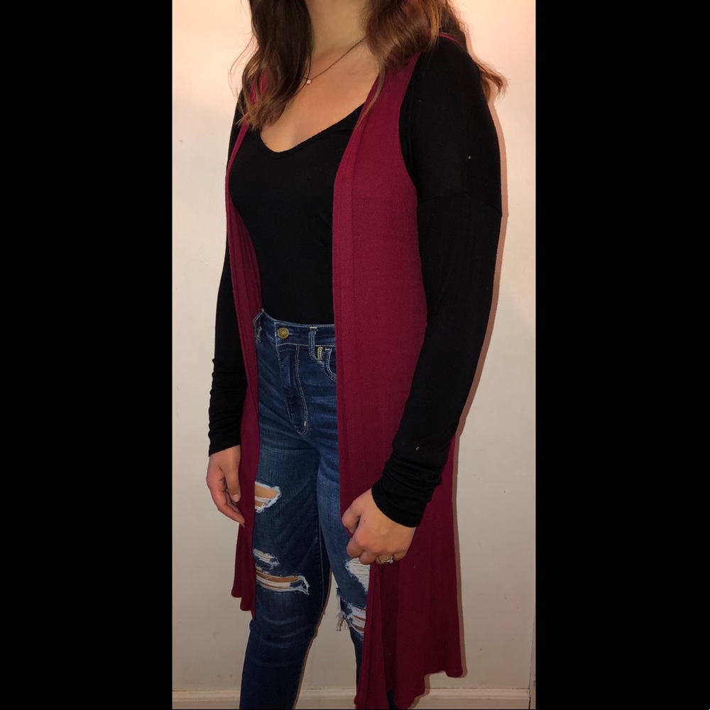 MAROON CARDIGAN DUSTER VEST
